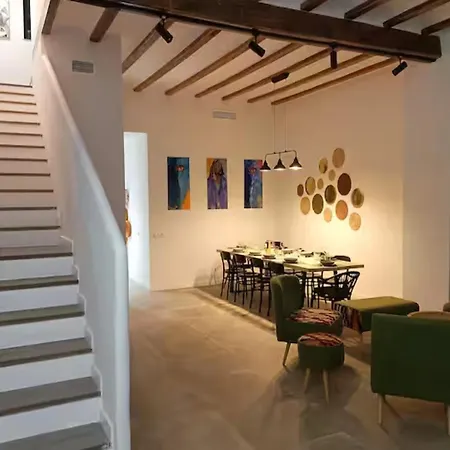 House Livas Grau 6bdr Nyaraló Valencia